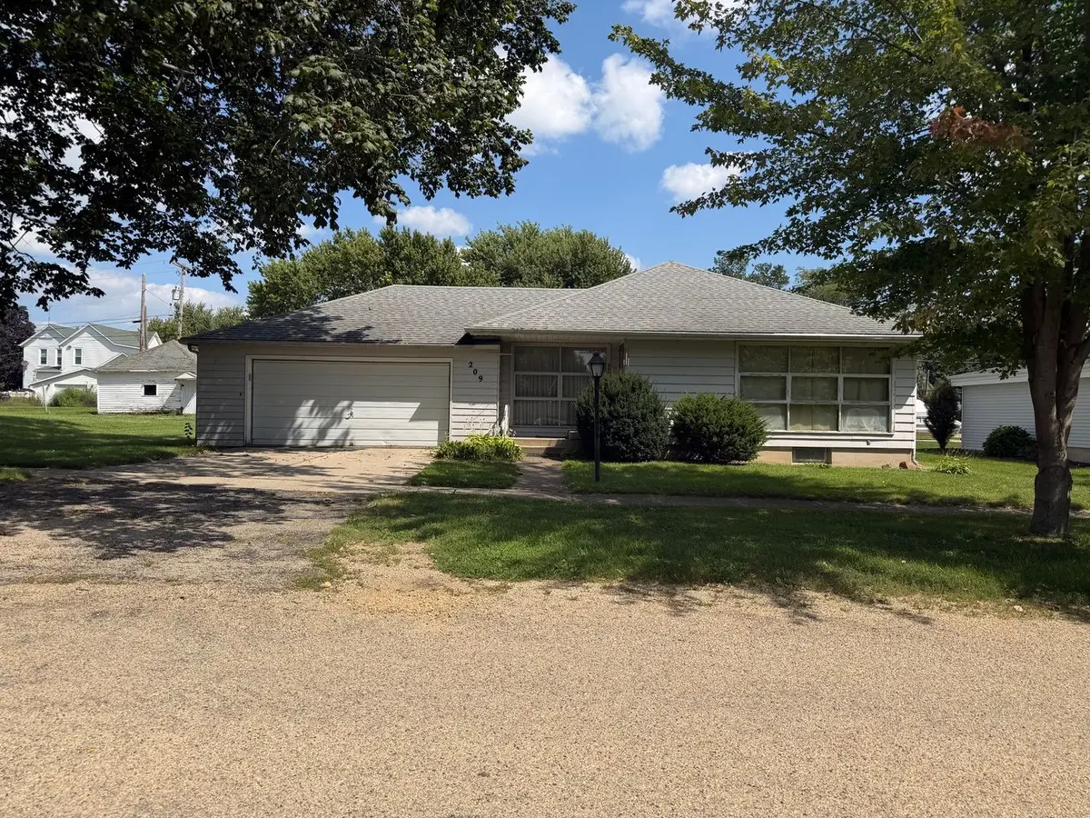 209 S 4th Avenue