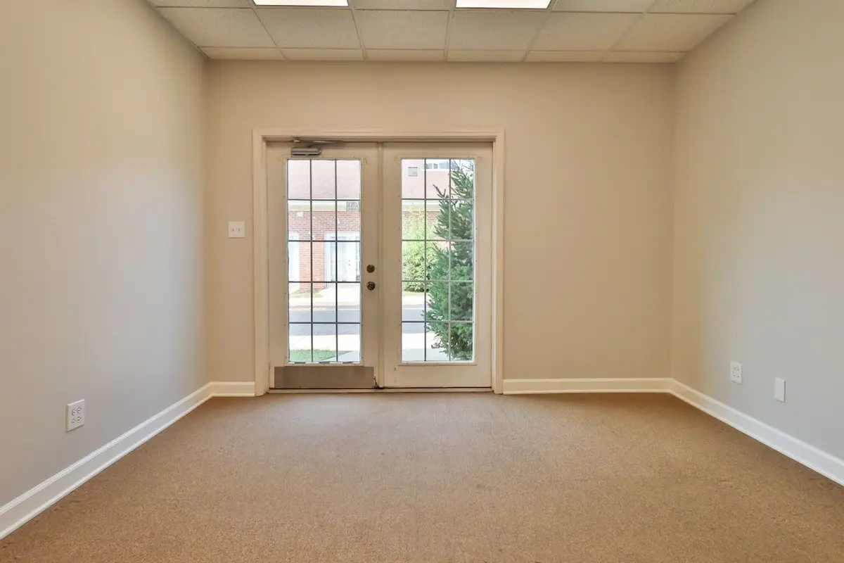 4701-4731 W Midlothian Turnpike