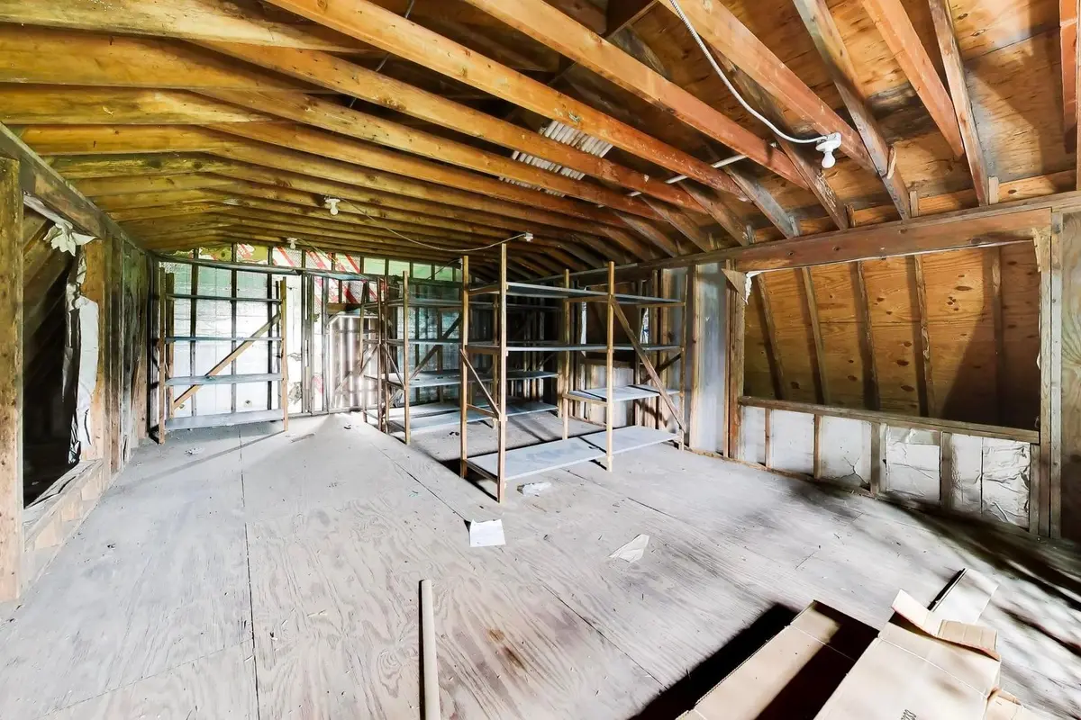 4320 Giant Oak Drive