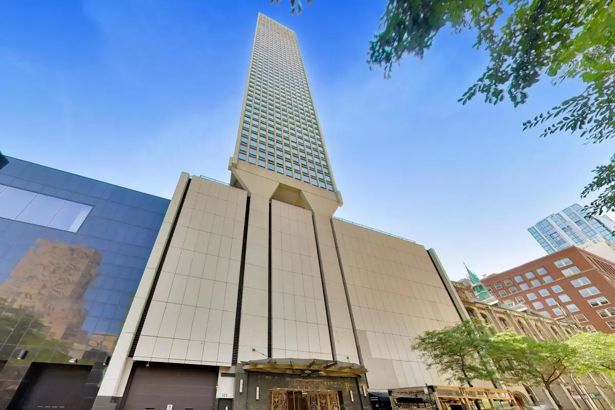 111 E Chestnut Street