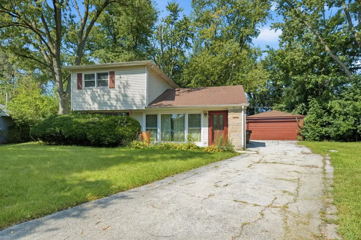 8 Mantua Court