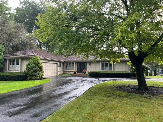 990 Burridge Court