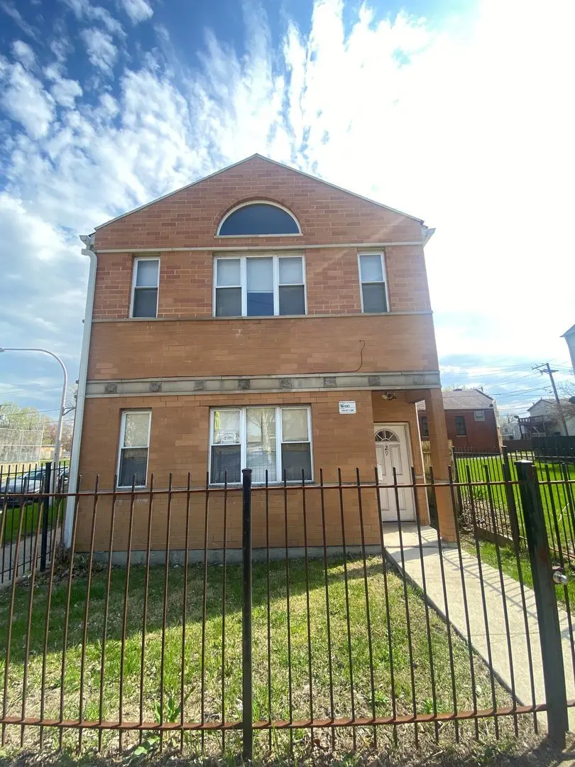 29 W Garfield Boulevard