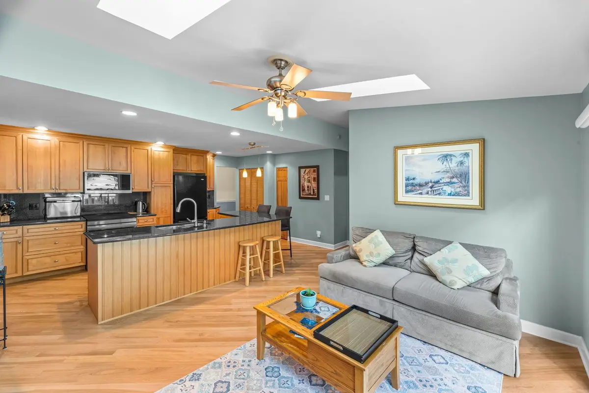 545 Newark Lane
