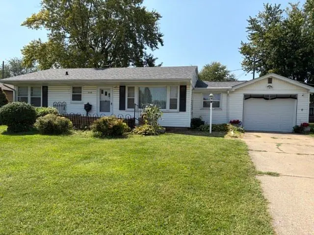 2108 Manor Lane