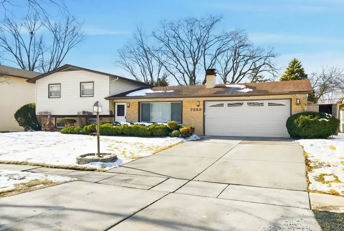 7388 Coventry Lane