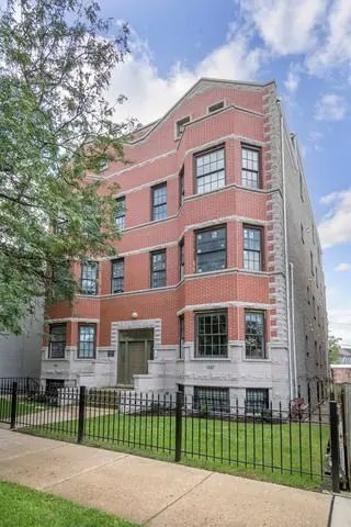 1657 W Wrightwood Avenue
