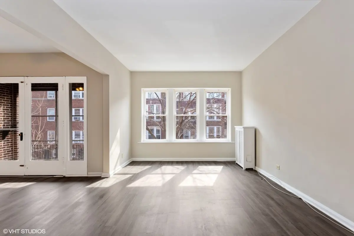 1408 W Jonquil Terrace