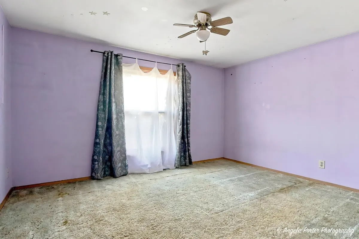 1815 Grandview Drive
