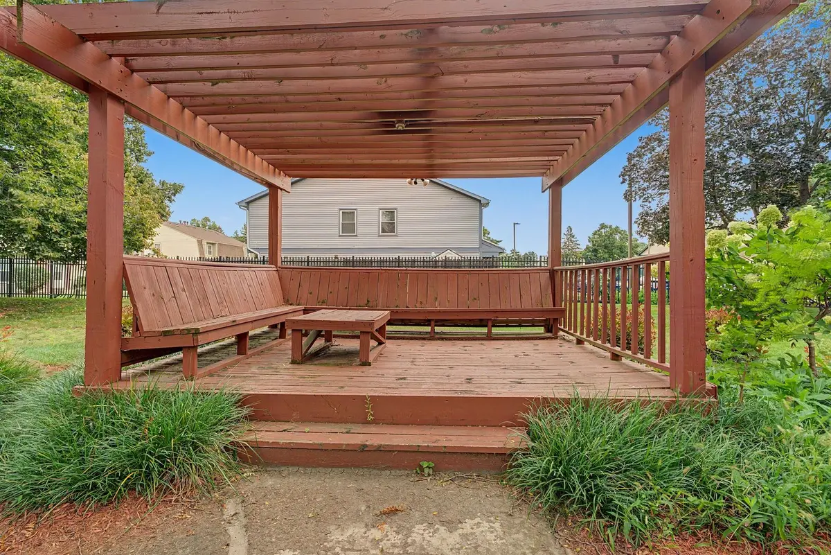 309 CANDLELIGHT Court