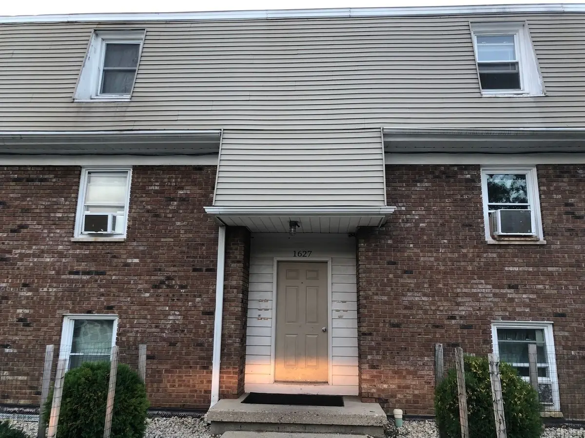 1627 WOODBINE Drive