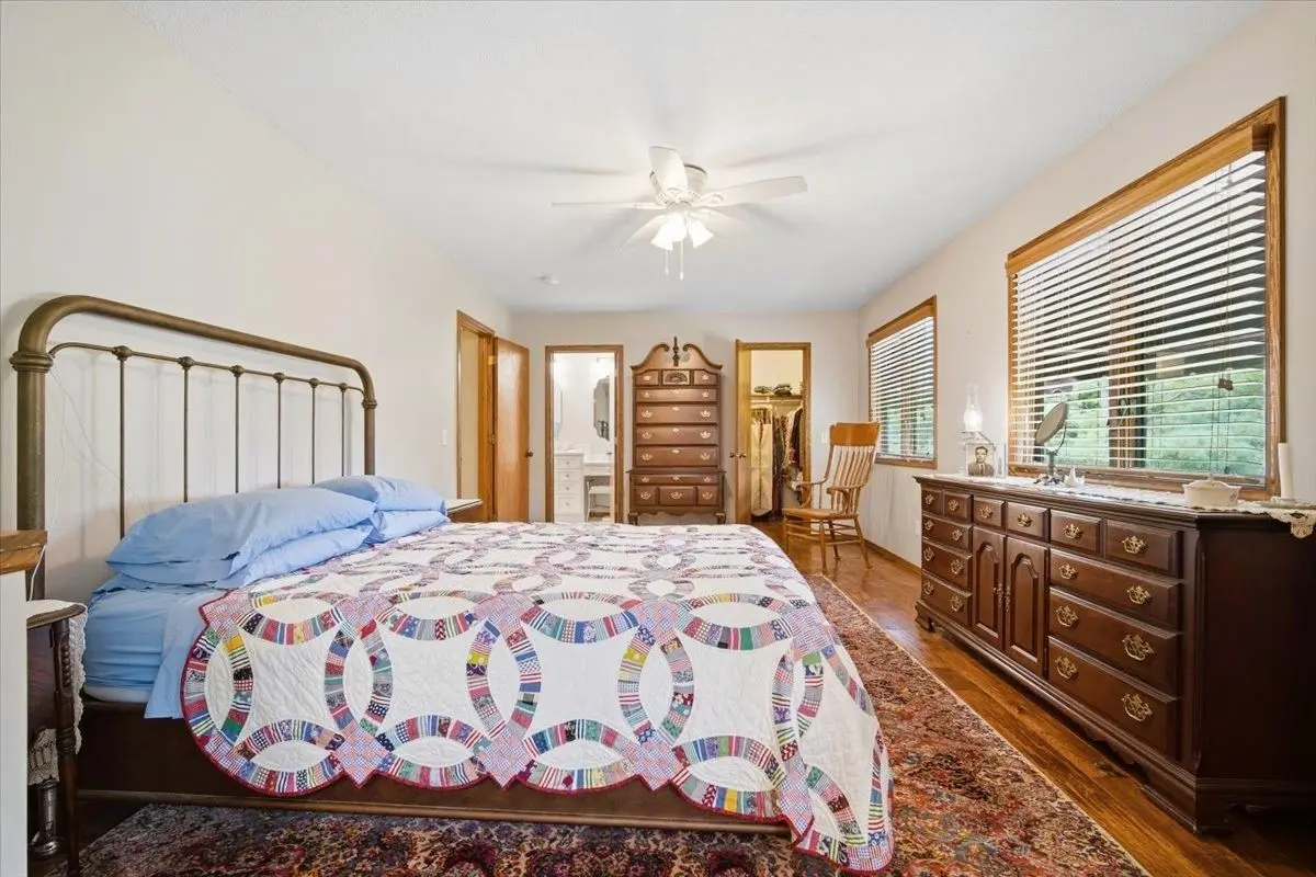 125 Manor Circle