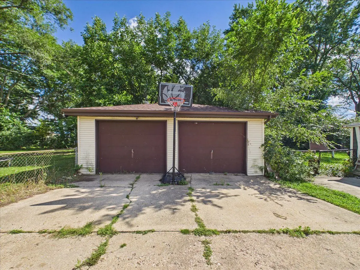 409 Glendale Road