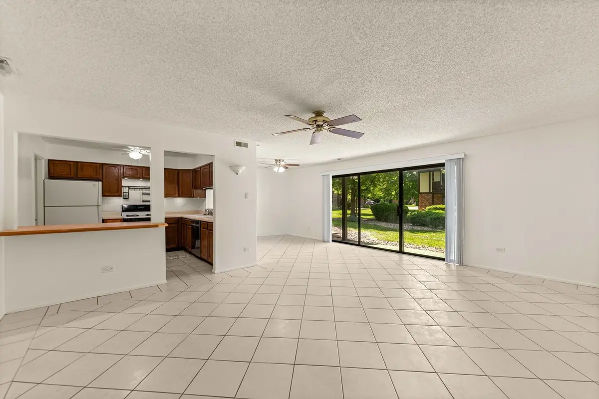 8245 Poplar Lane