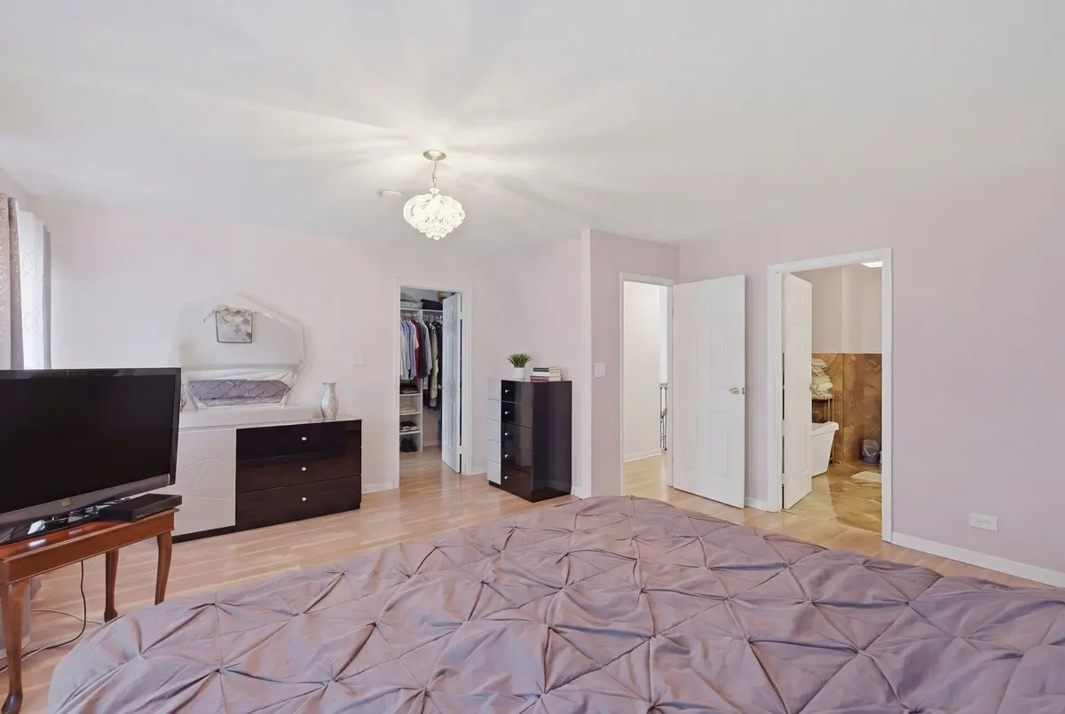 425 E Grouse Lane