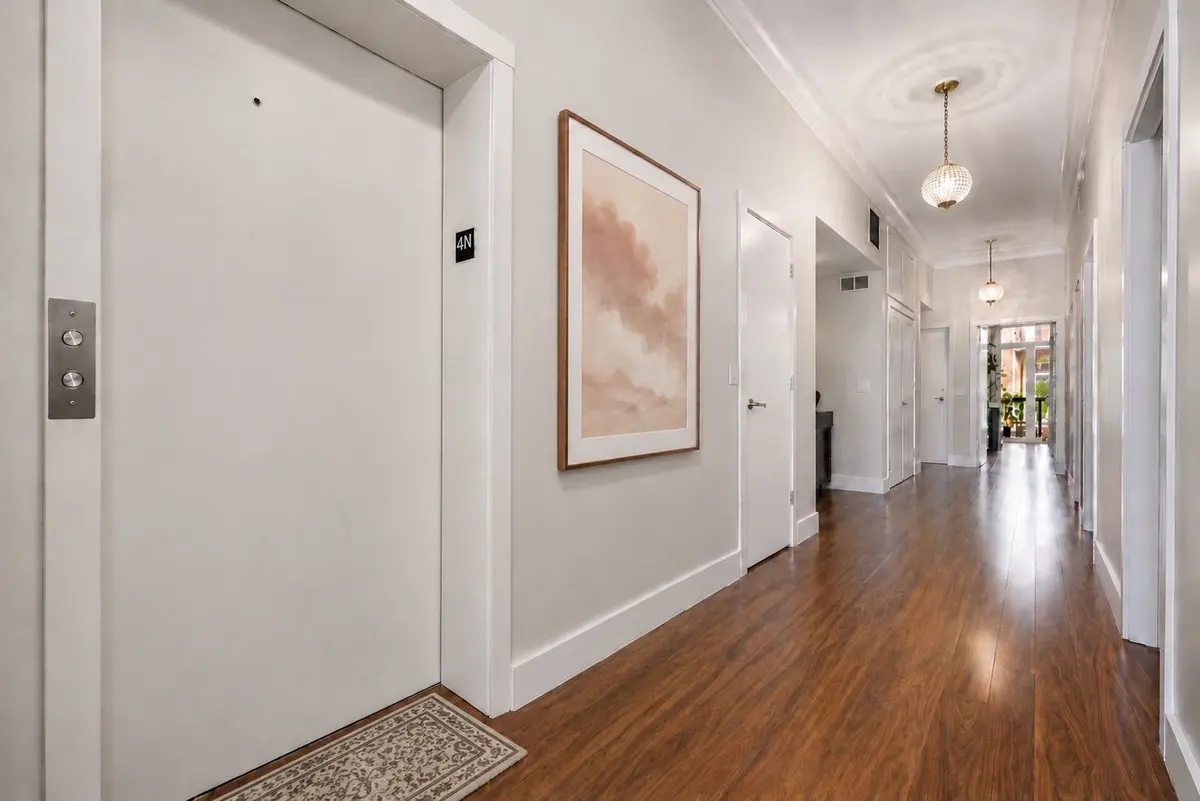 16 N Carpenter Street