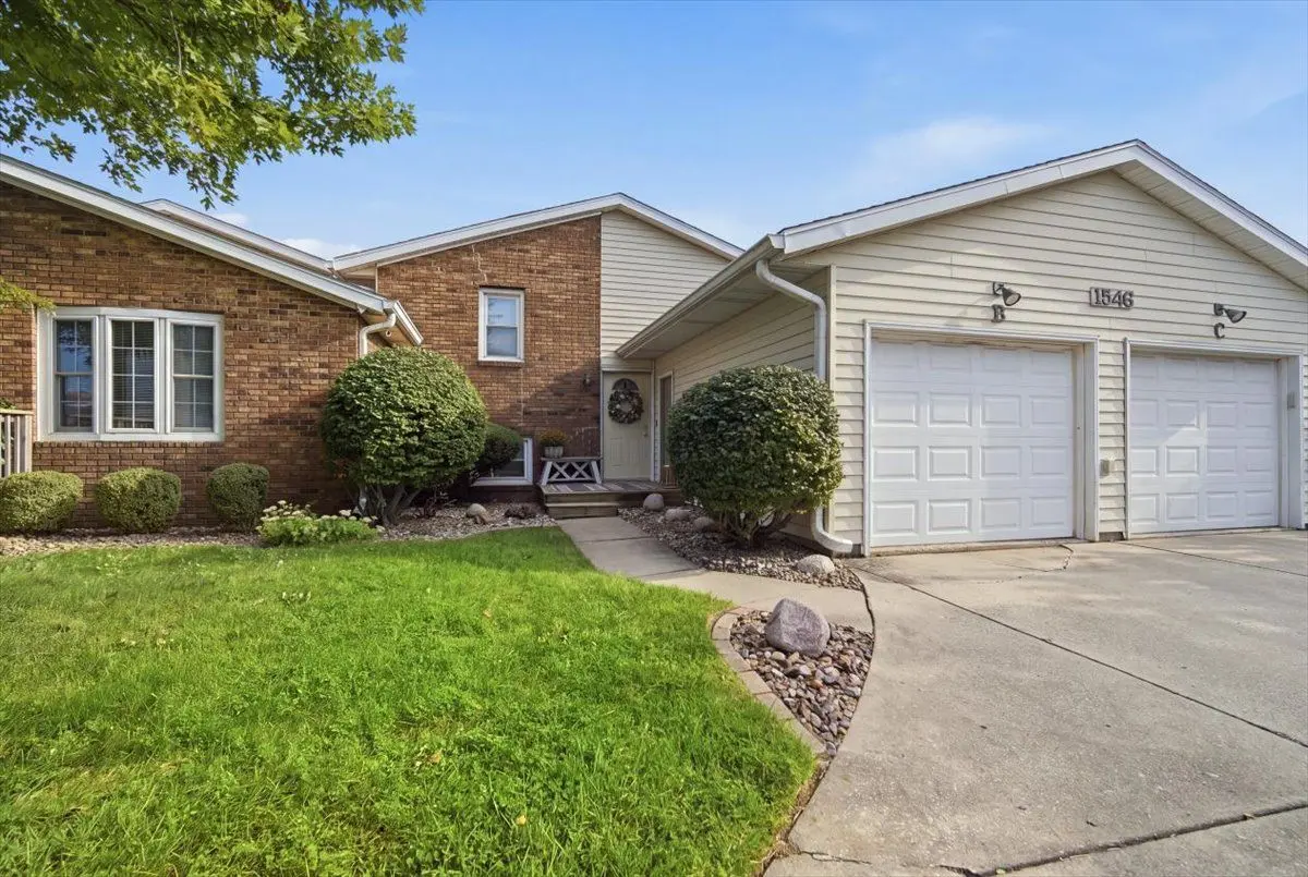 1546 Hunt Drive
