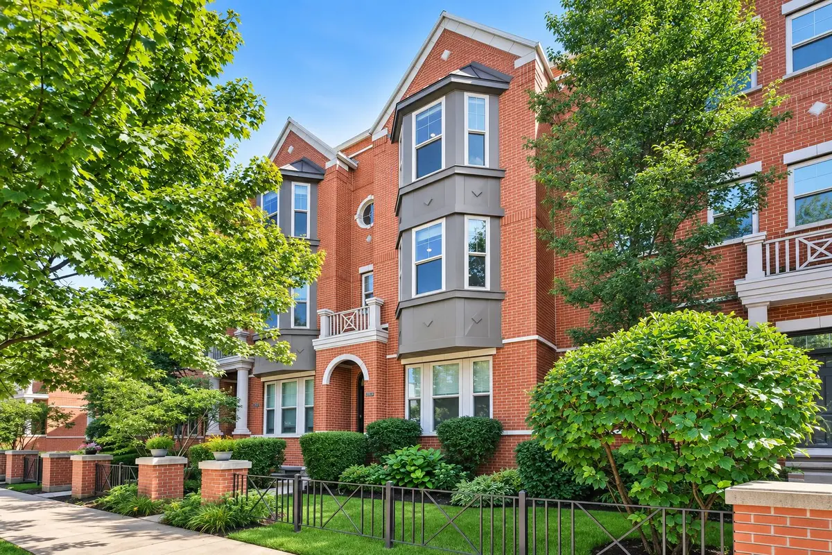 6347 Hennings Court