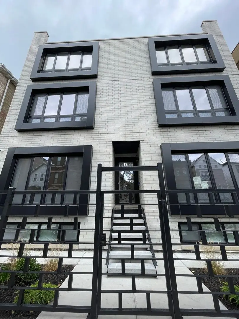 719 N Elizabeth Street