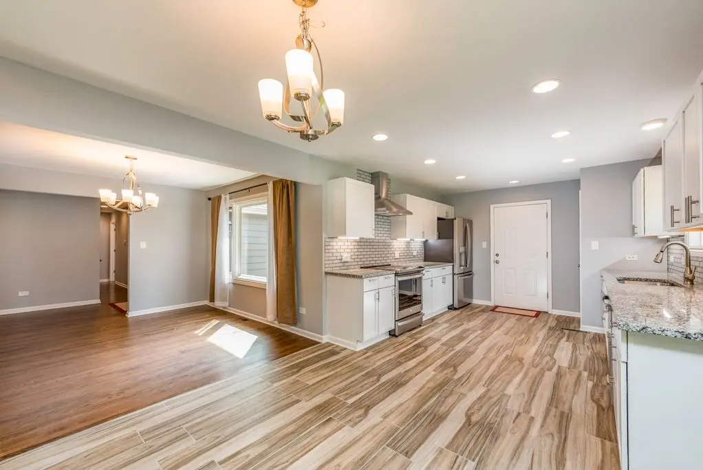 579 Phillips Circle