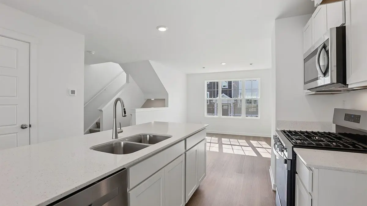 1379 Oakfield Lane