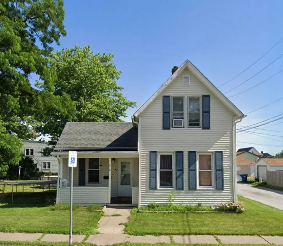 1618 W 17th Street