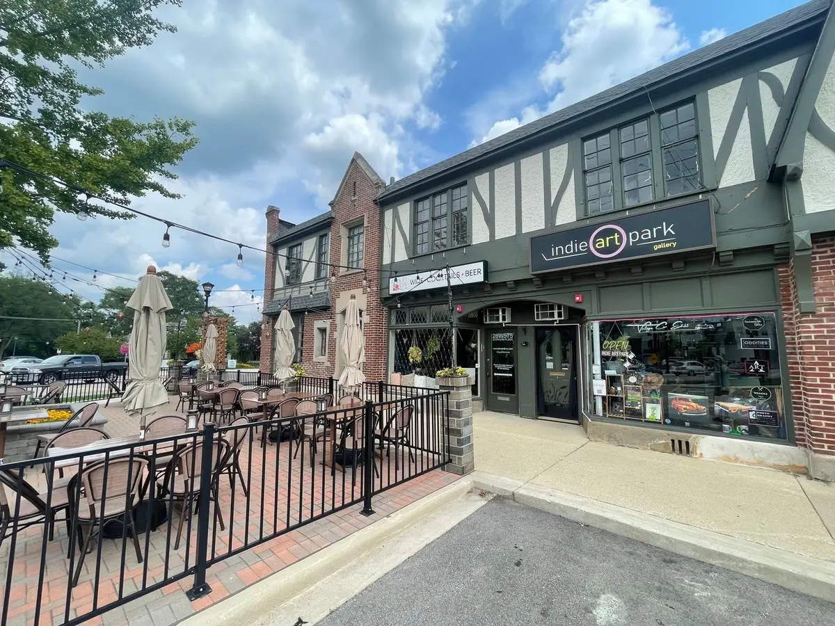 28w579 Stafford Place