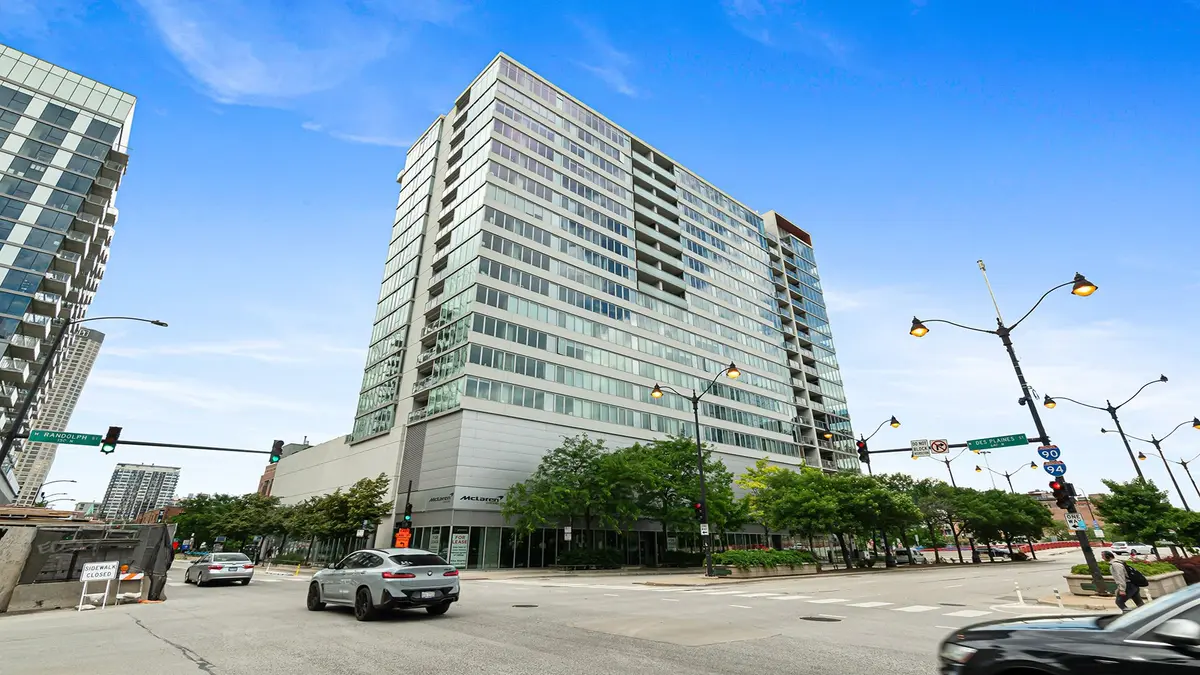 659 W Randolph Street