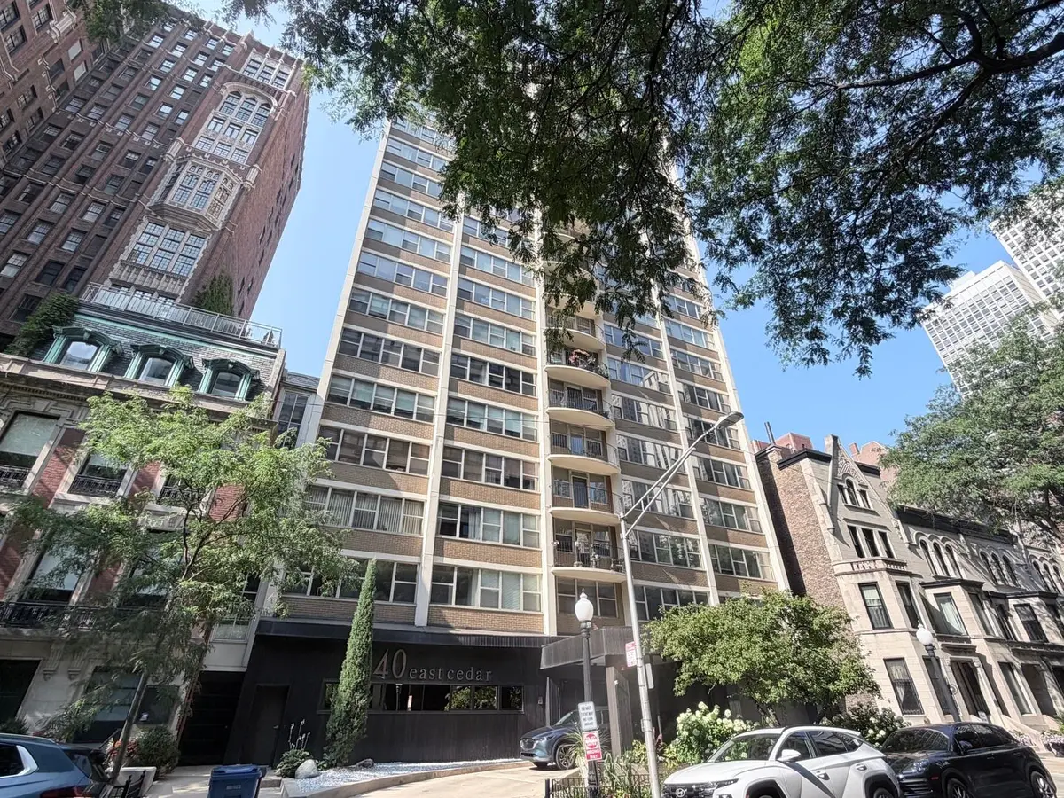 40 E Cedar Street