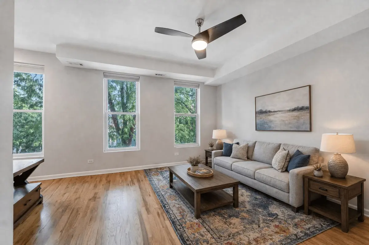 1427 W Superior Street