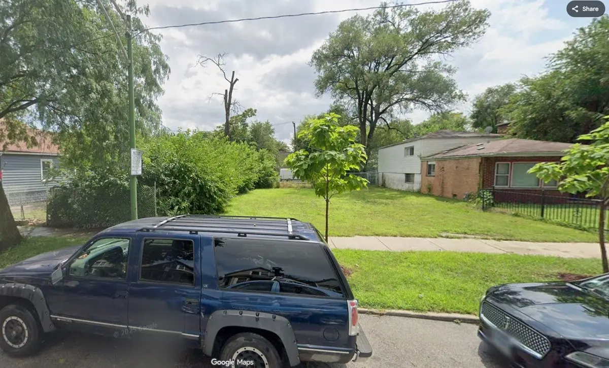1239 W 71st Place