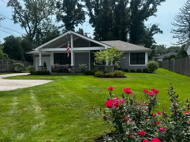 525 W Deerpath Road