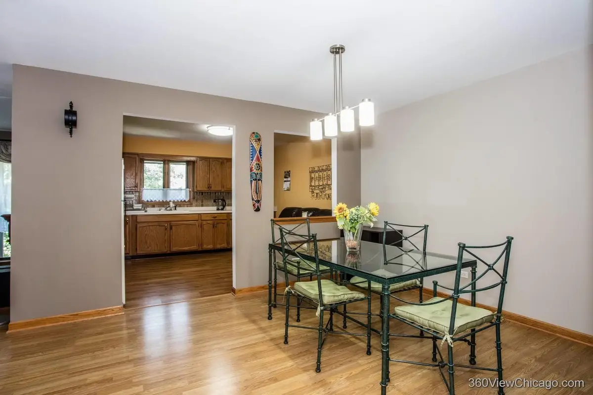 11015 S Theresa Circle