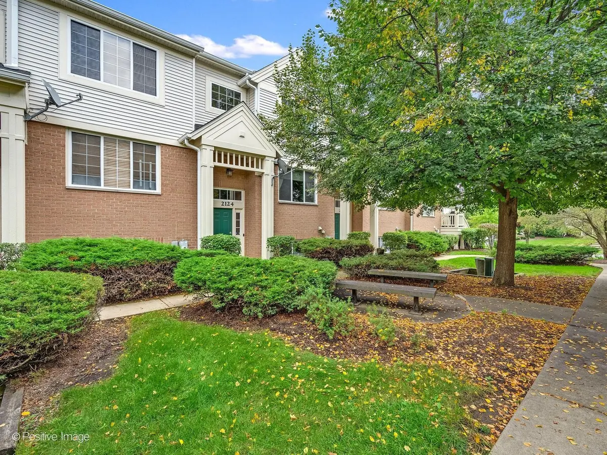 2124 W Concord Lane