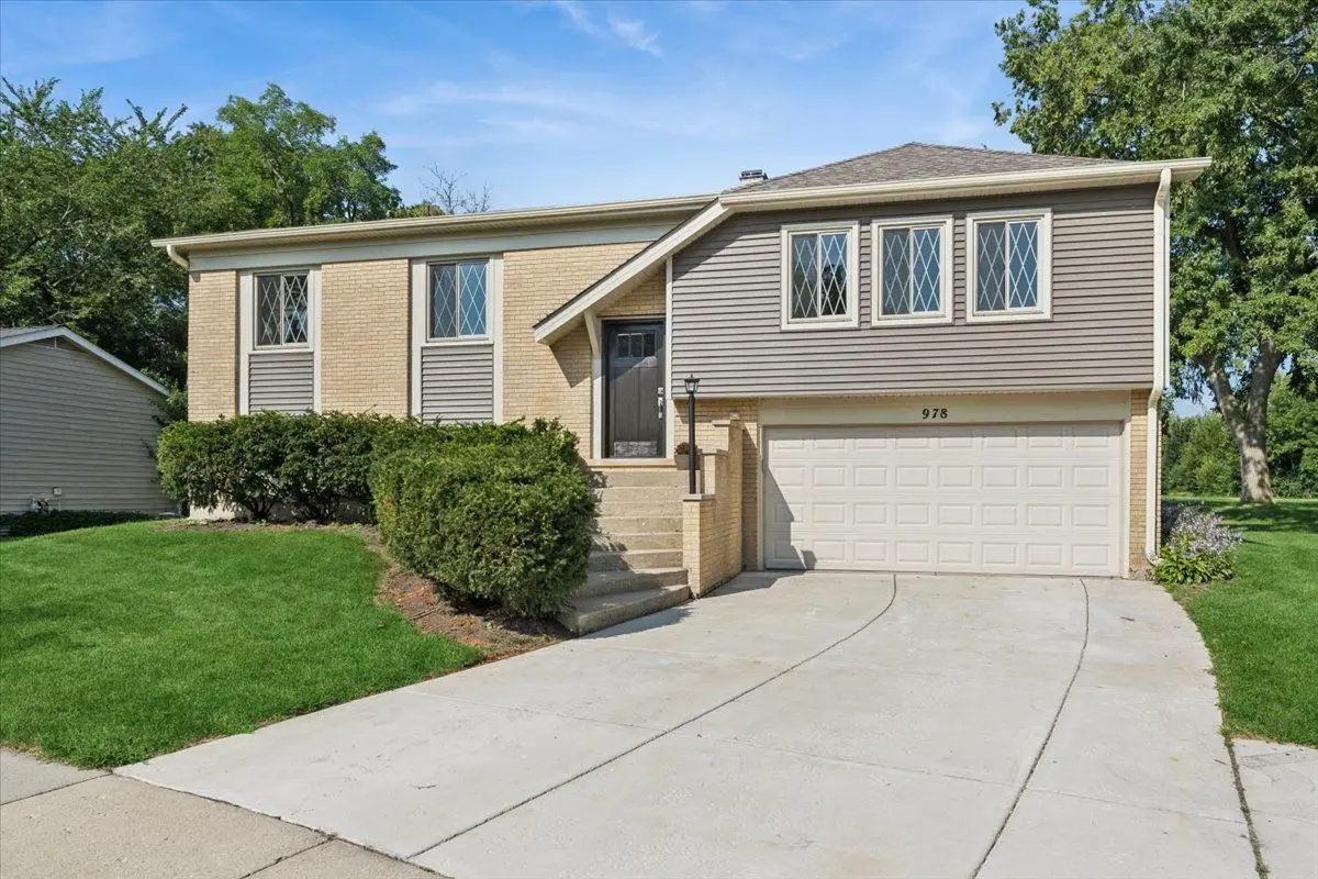 978 Harvard Lane