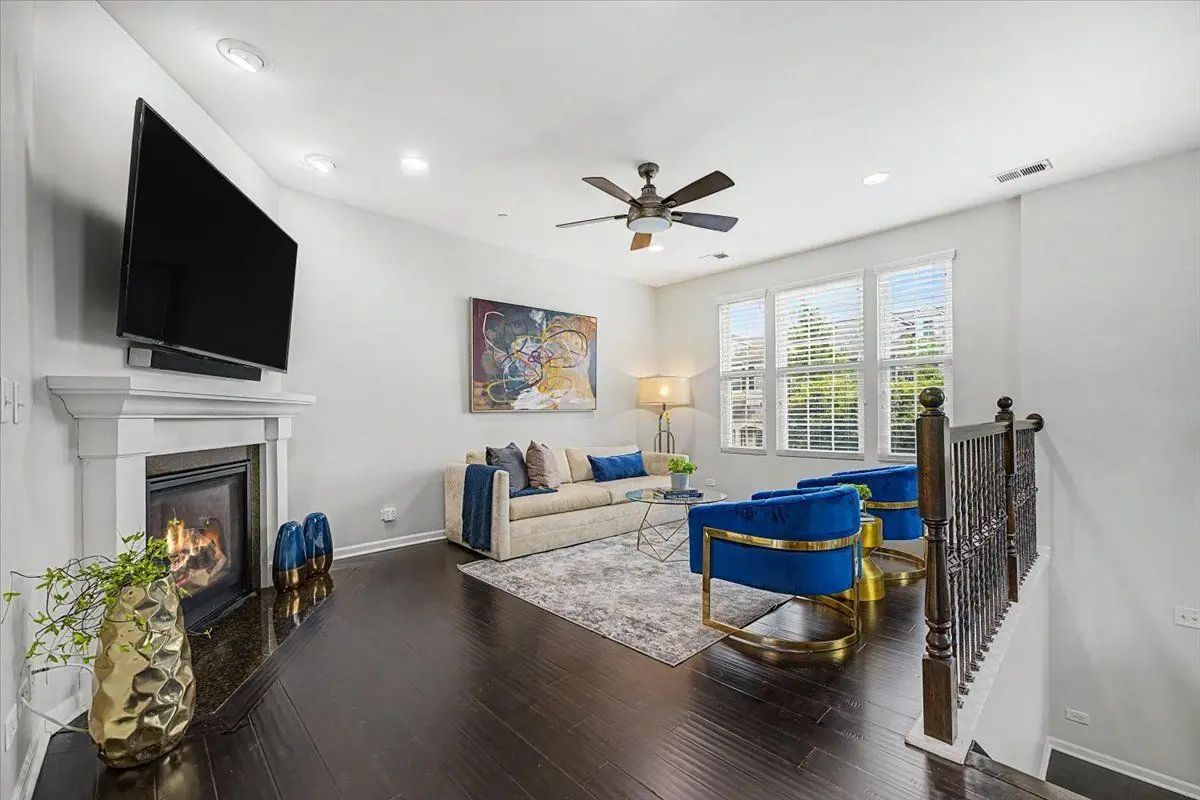 3279 Coral Lane