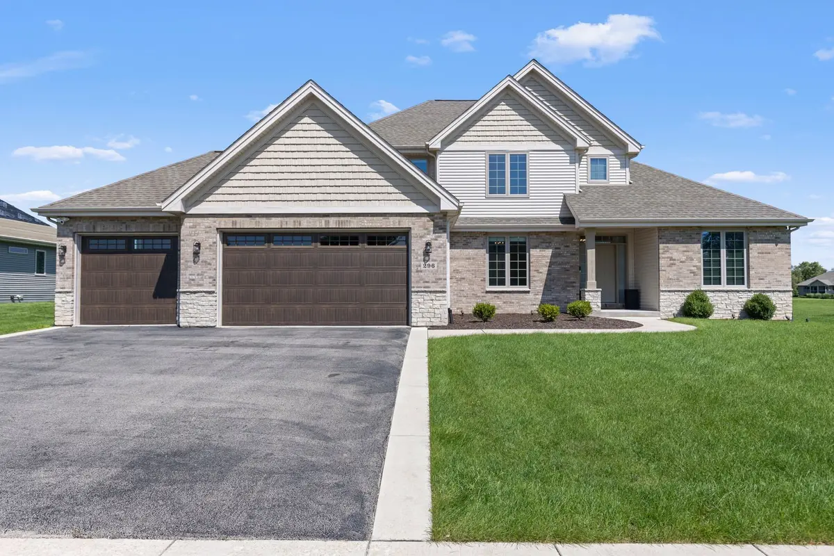 296 CLUB HOUSE Drive