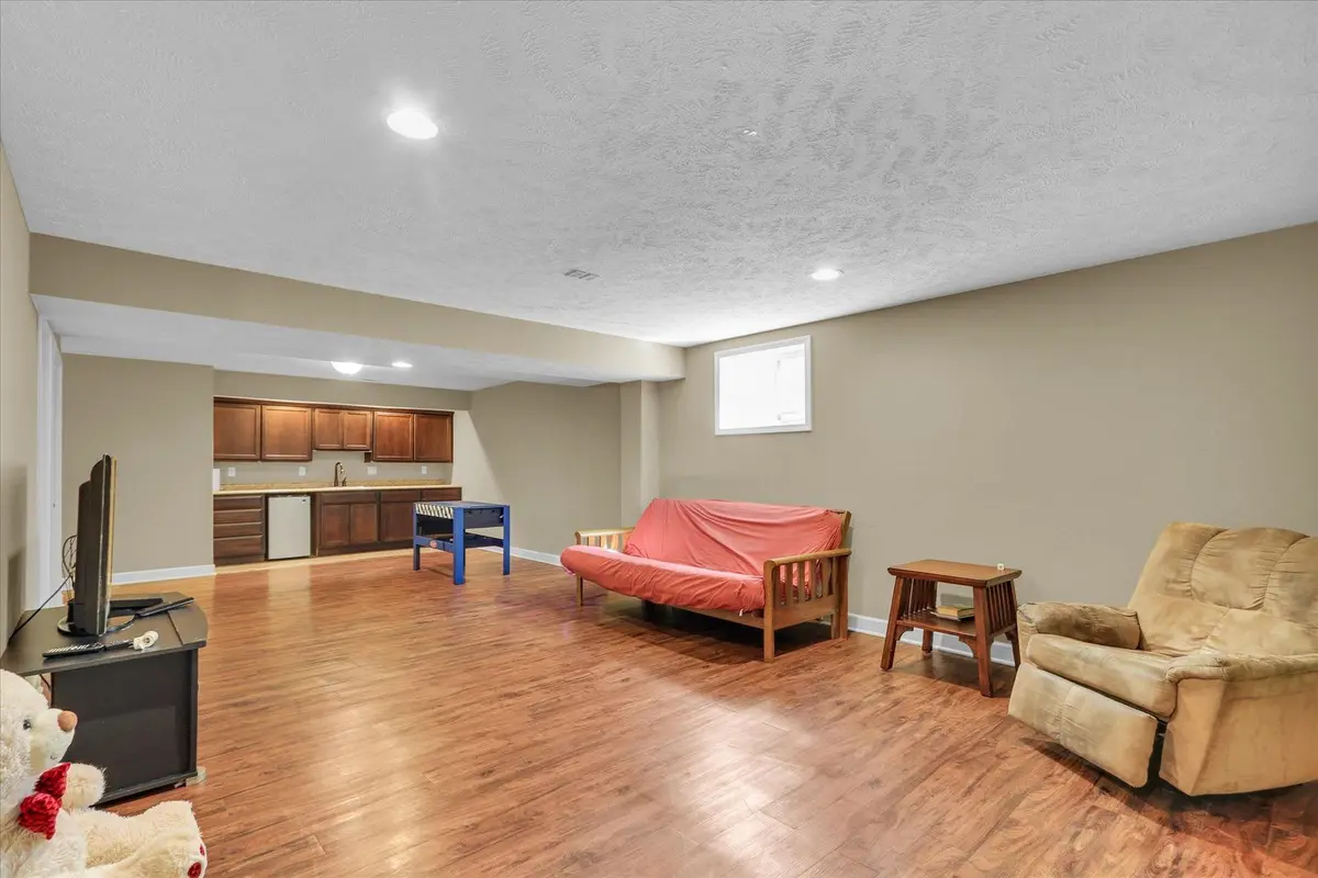 114 Sunflower Street