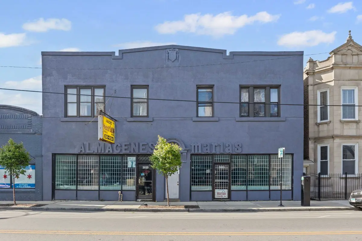 2833 W Cermak Road