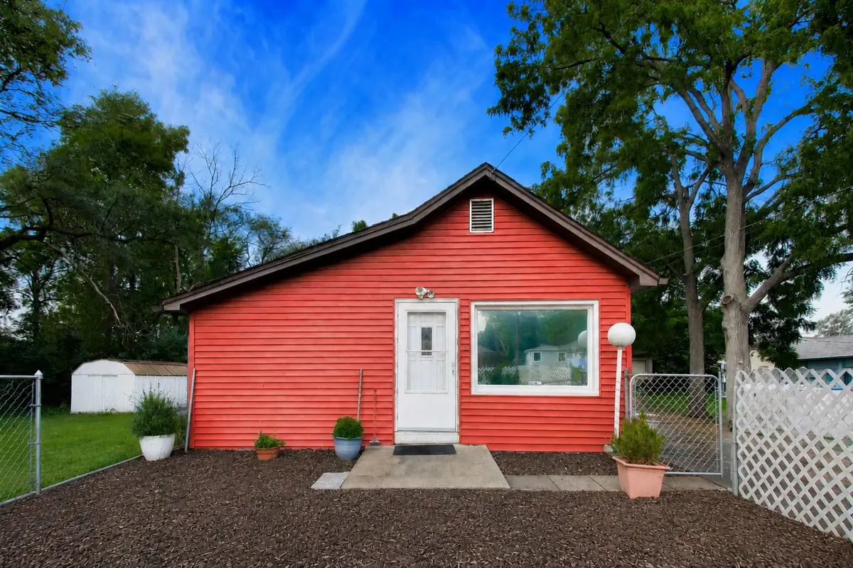 1355 Pleasant Place