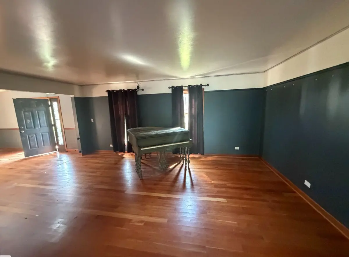 617 Arlington Parkway