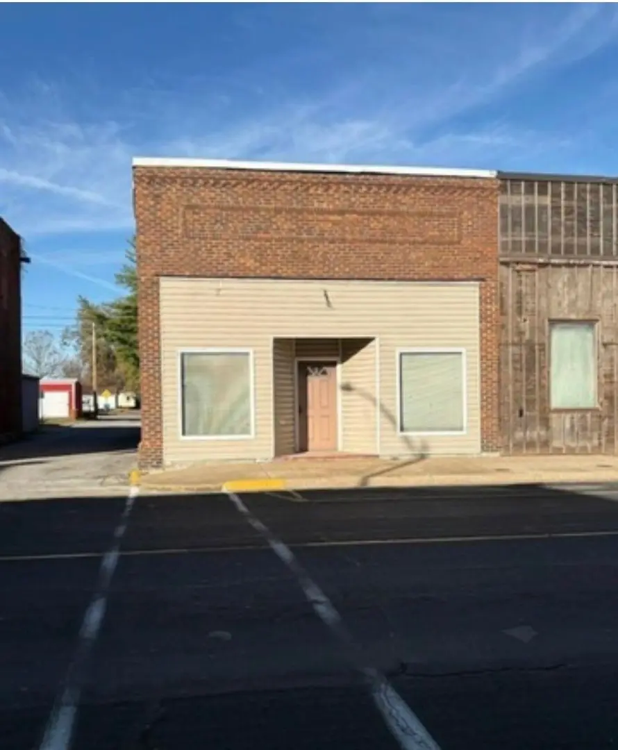 110 W Market Street