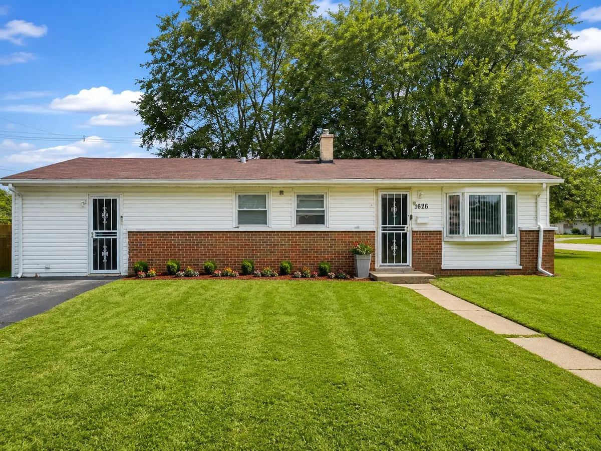 1626 W 167th Street