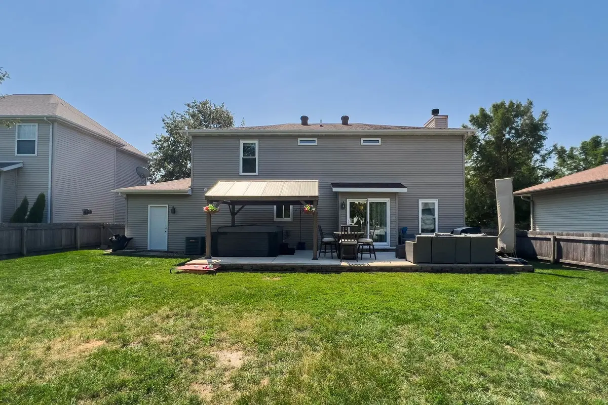 4 Lexis Court