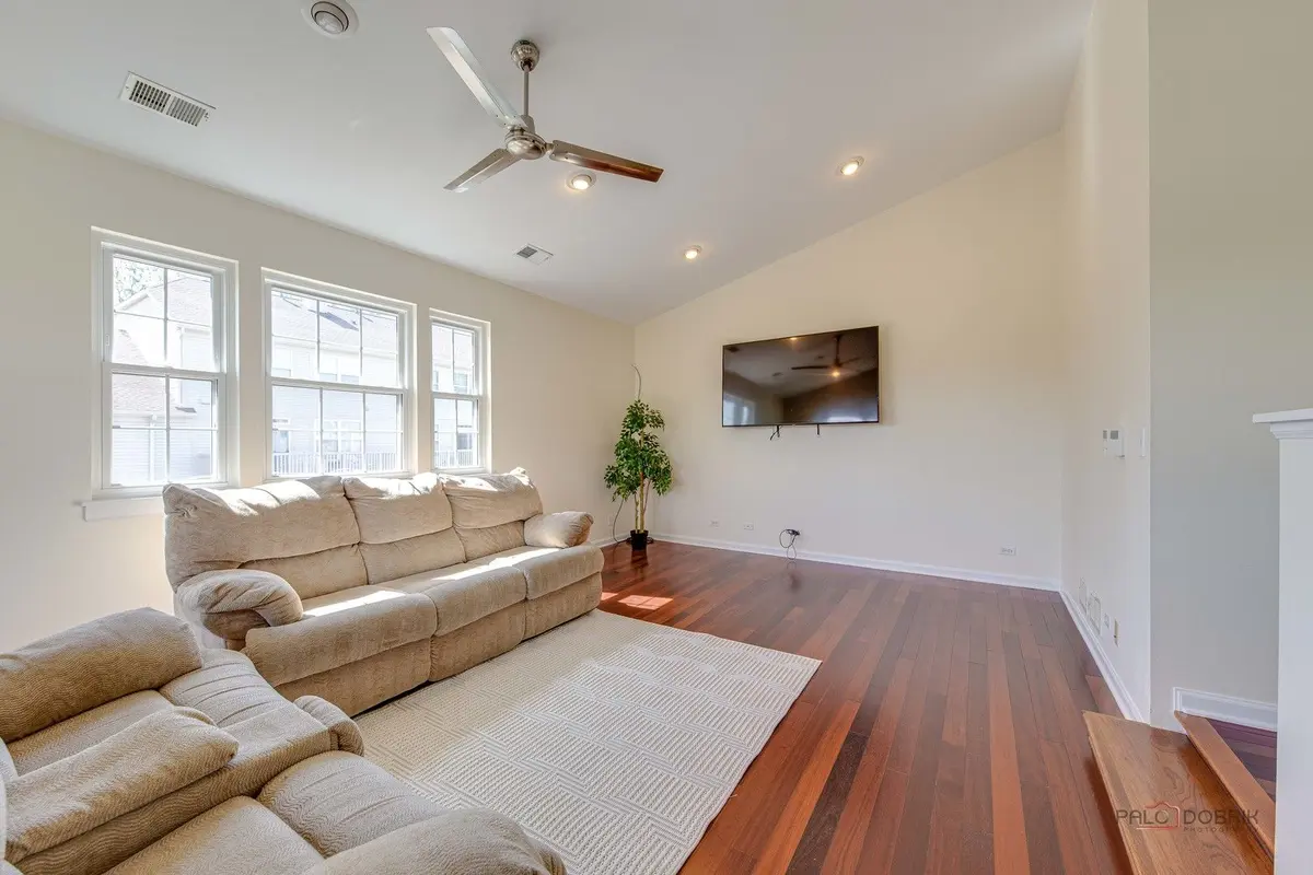 1155 Georgetown Way