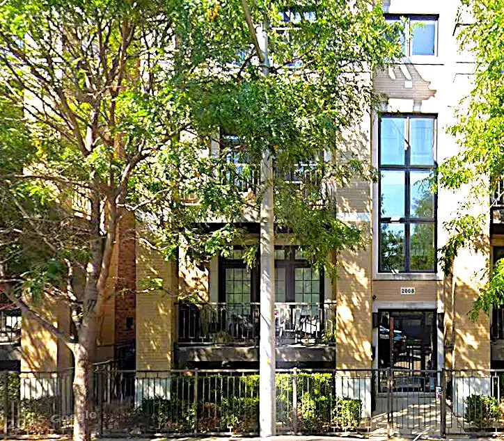 2008 W ERIE Street
