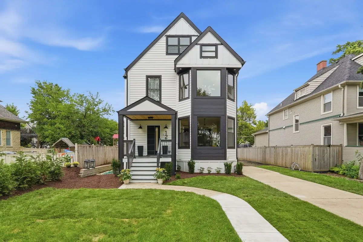 121 N Kensington Avenue