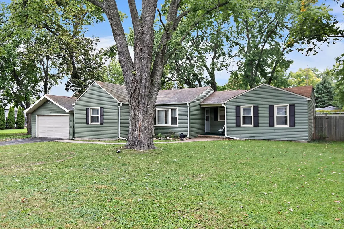 9020 Shady Lane