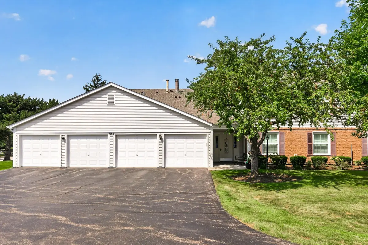 665 Thorntree Court
