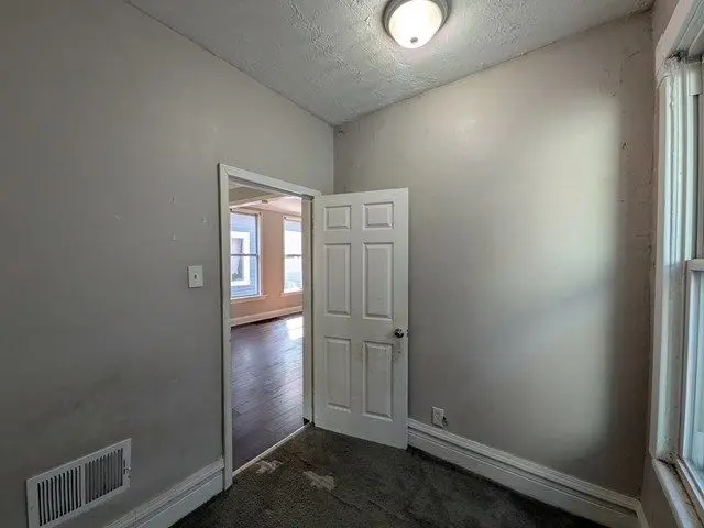 215 W 112th Place